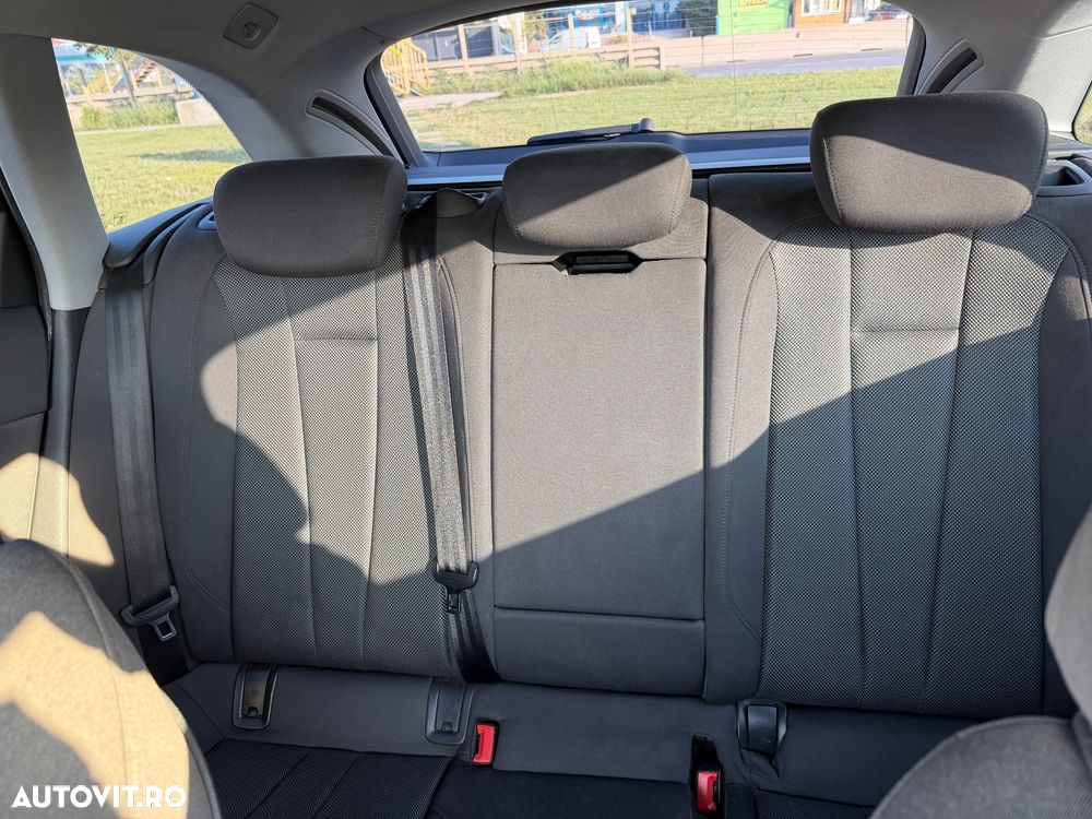 Audi A4 Avant 2.0 TDI S tronic - 9