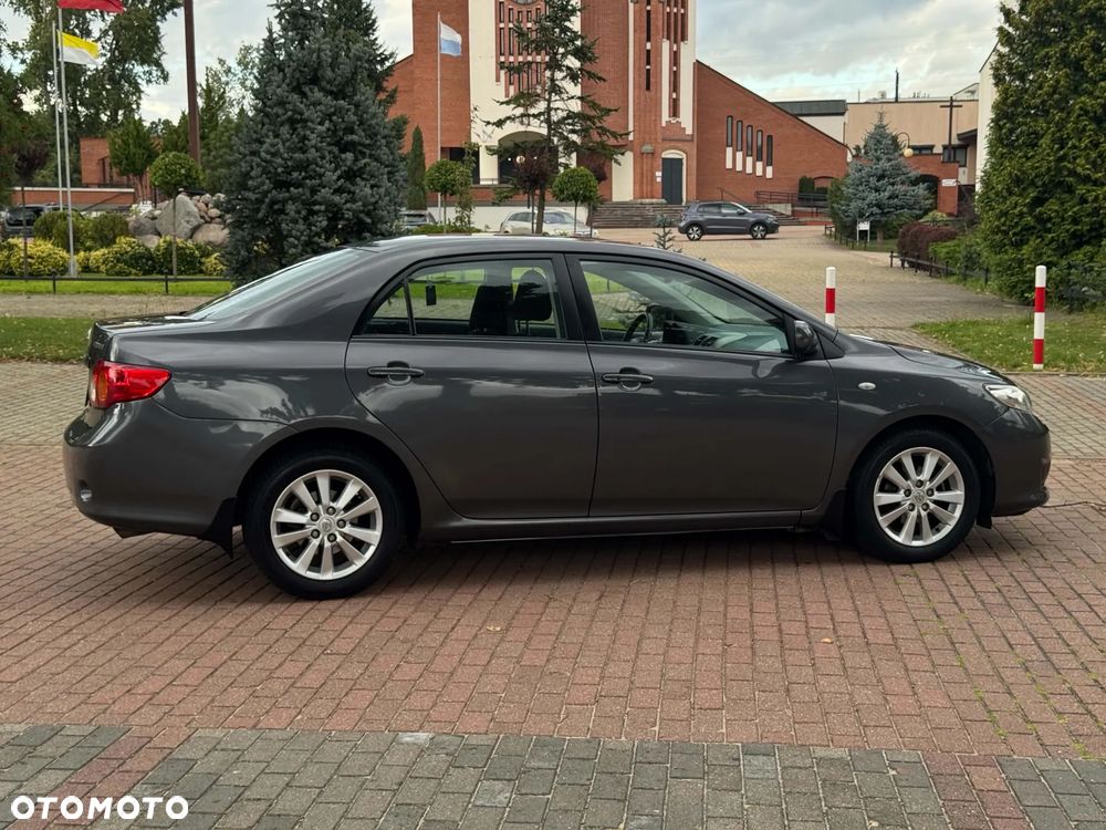 Toyota Corolla 1.6 VVT-i Premium - 5