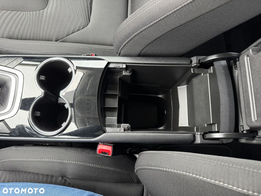 Ford S-Max 1.5 EcoBoost Titanium - 24