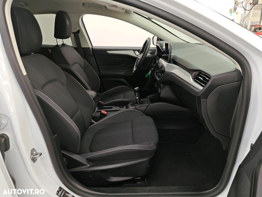 Ford Focus 1.0 EcoBoost Start-Stopp-System Trend - 10