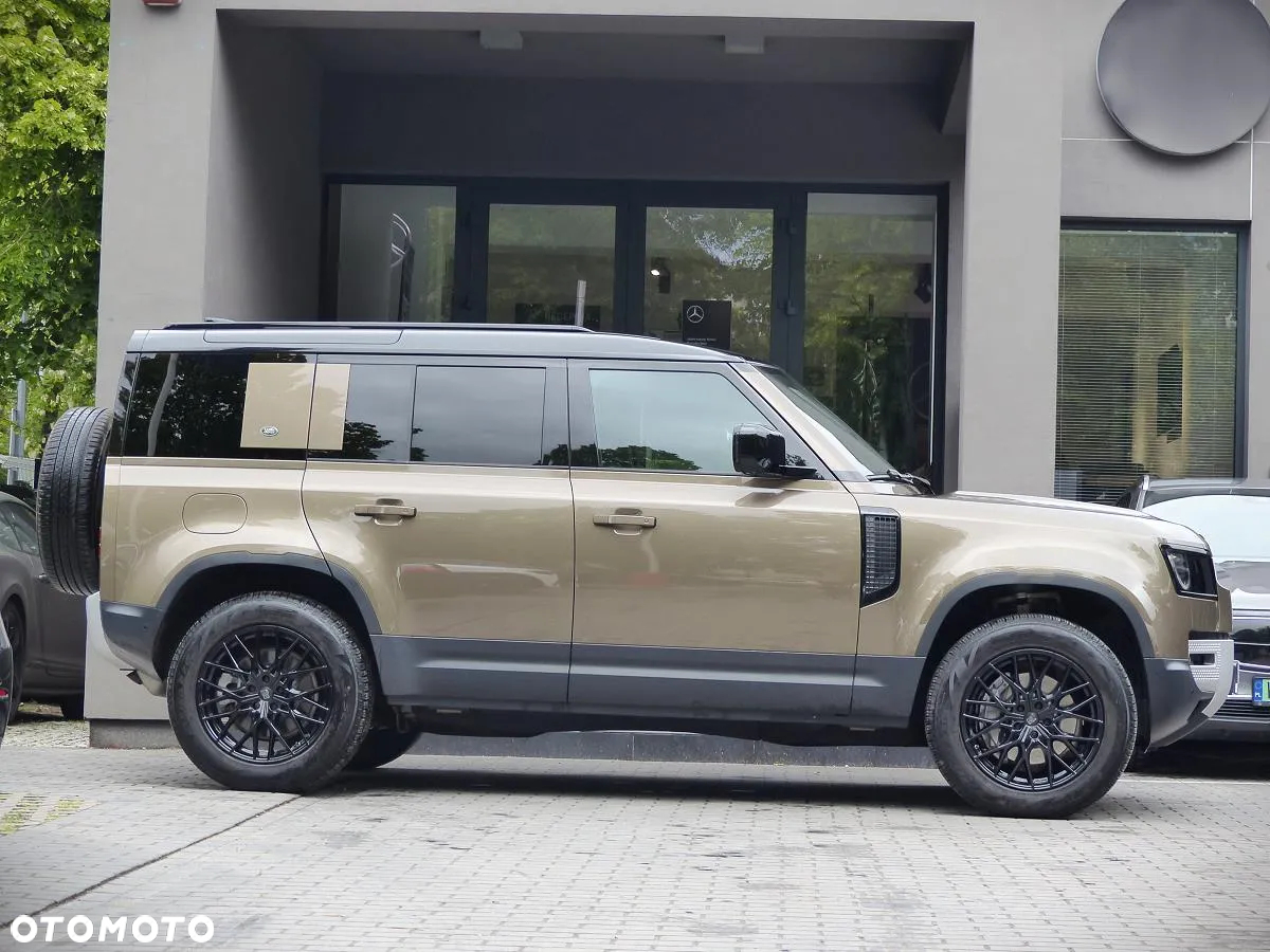 Land Rover Defender 110 P400 First Edition - 4