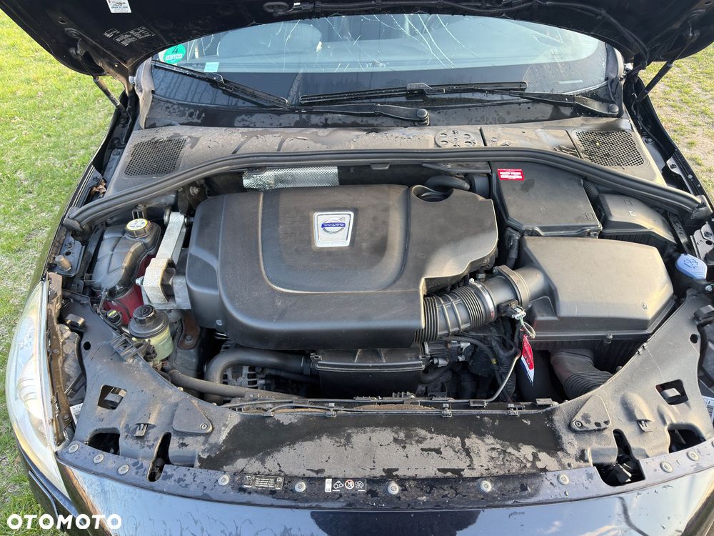 Volvo S60 D5 Summum - 11