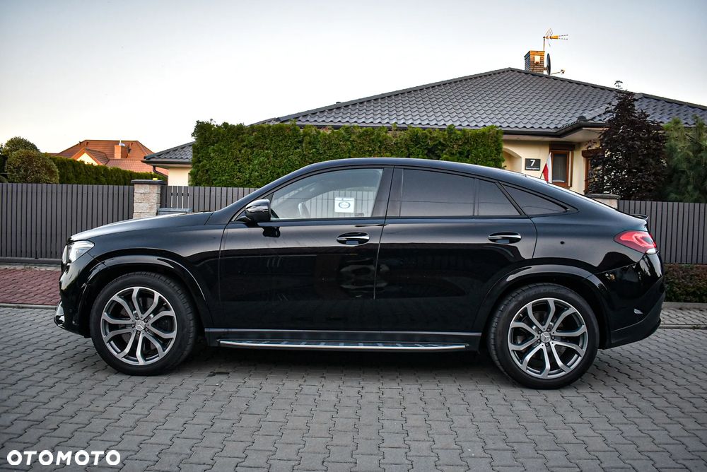 Mercedes-Benz GLE 350 d 4Matic 9G-TRONIC AMG Line - 22