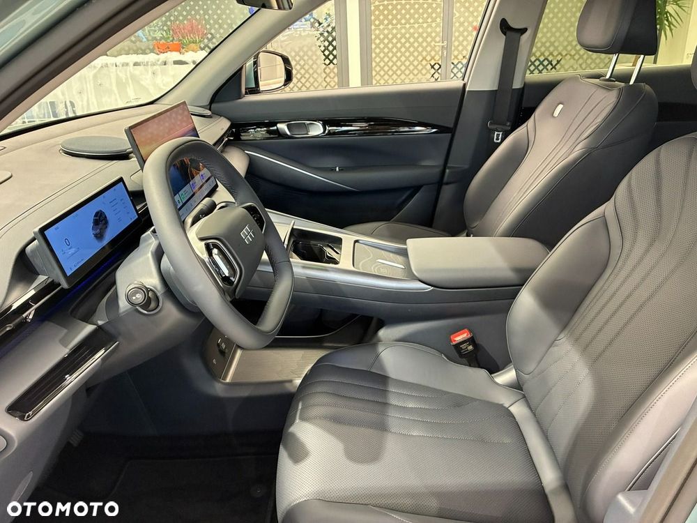 Geely EX5 - 8