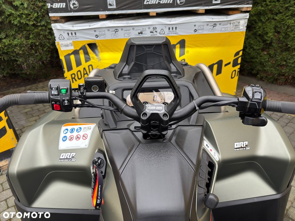 Can-Am Outlander - 9