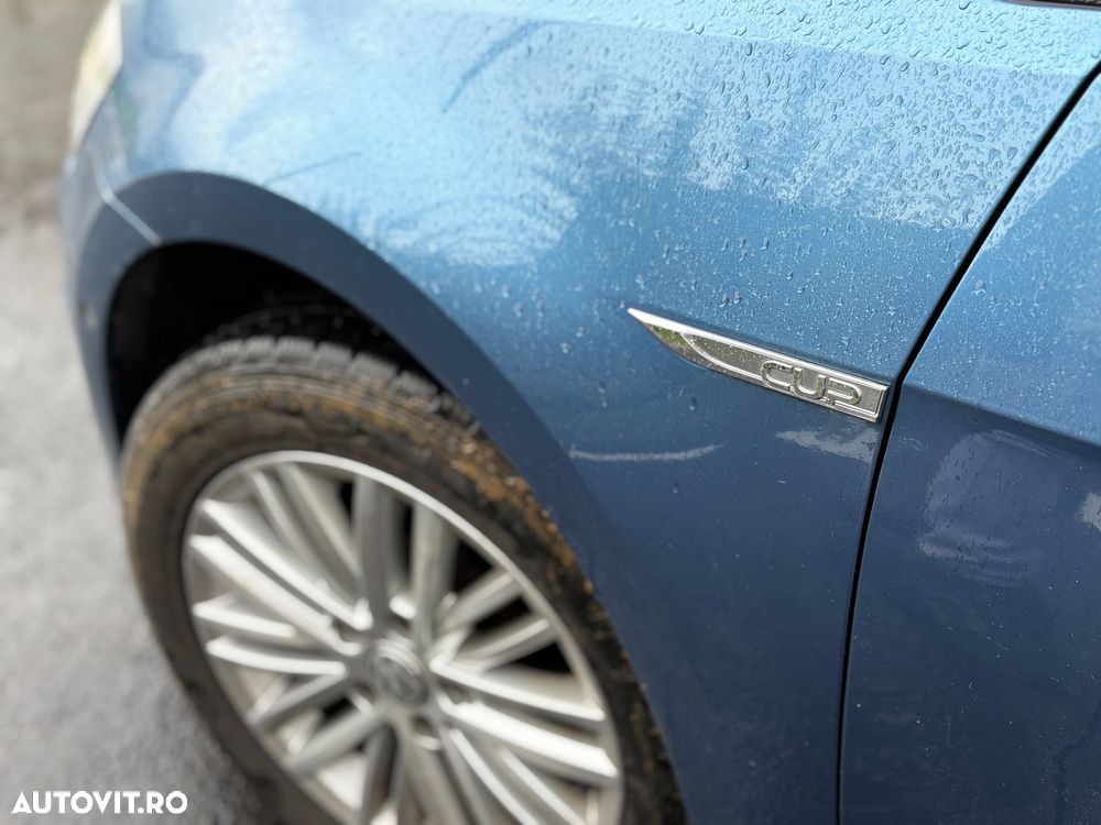 Volkswagen Golf 1.6 TDI 4Motion BlueMotion Technology Cup - 12