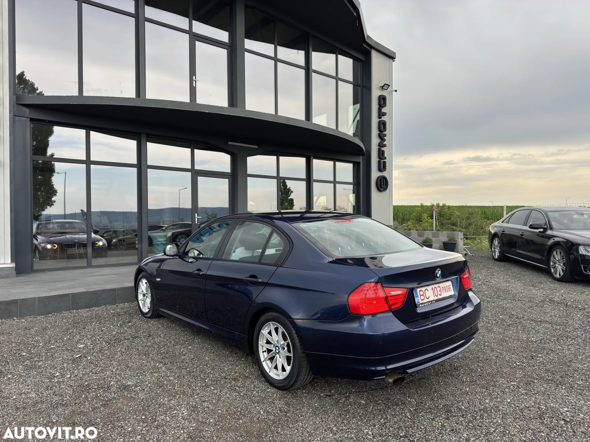 BMW Seria 3 318i Edition Lifestyle - 10