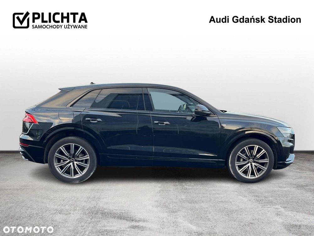 Audi Q8 - 6