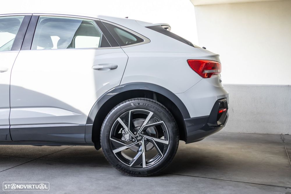 Audi Q3 Sportback 35 TDI S tronic - 11