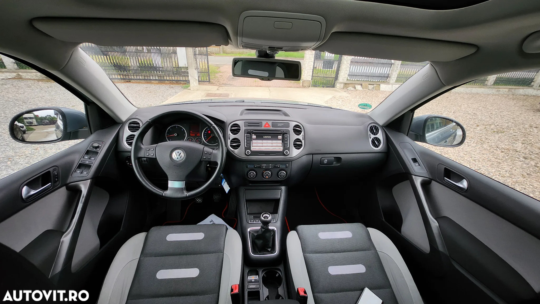 Volkswagen Tiguan 2.0 TDI DPF 4Motion Sport & Style - 2