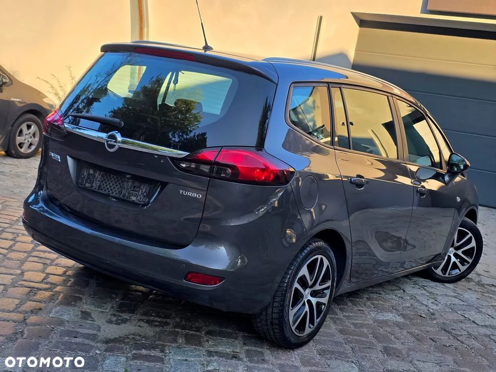 Opel Zafira 2013 photo 4