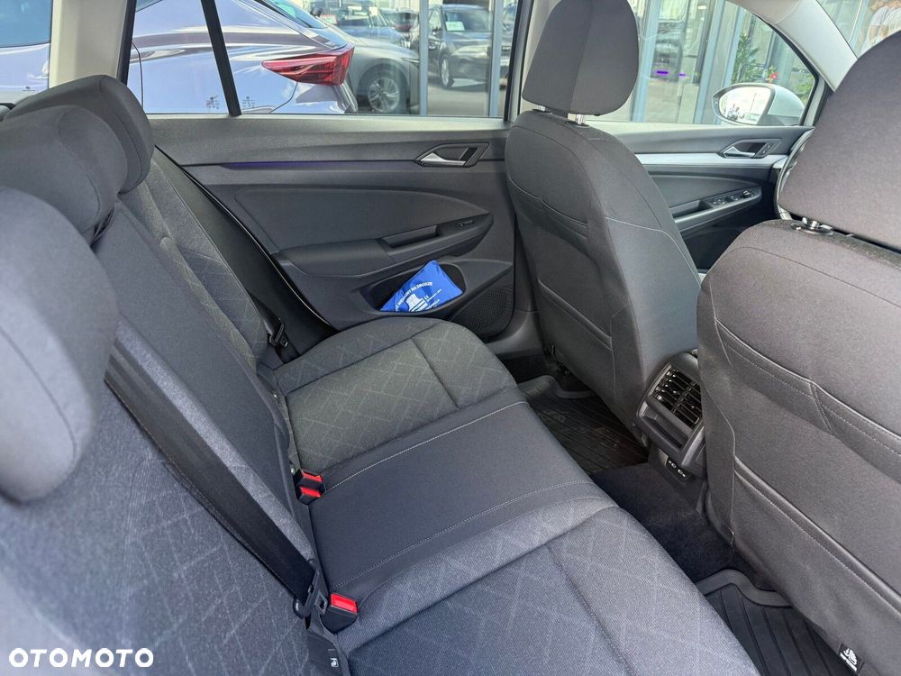 Volkswagen Golf - 16