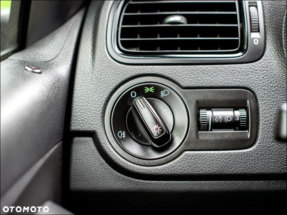 Volkswagen Polo - 29