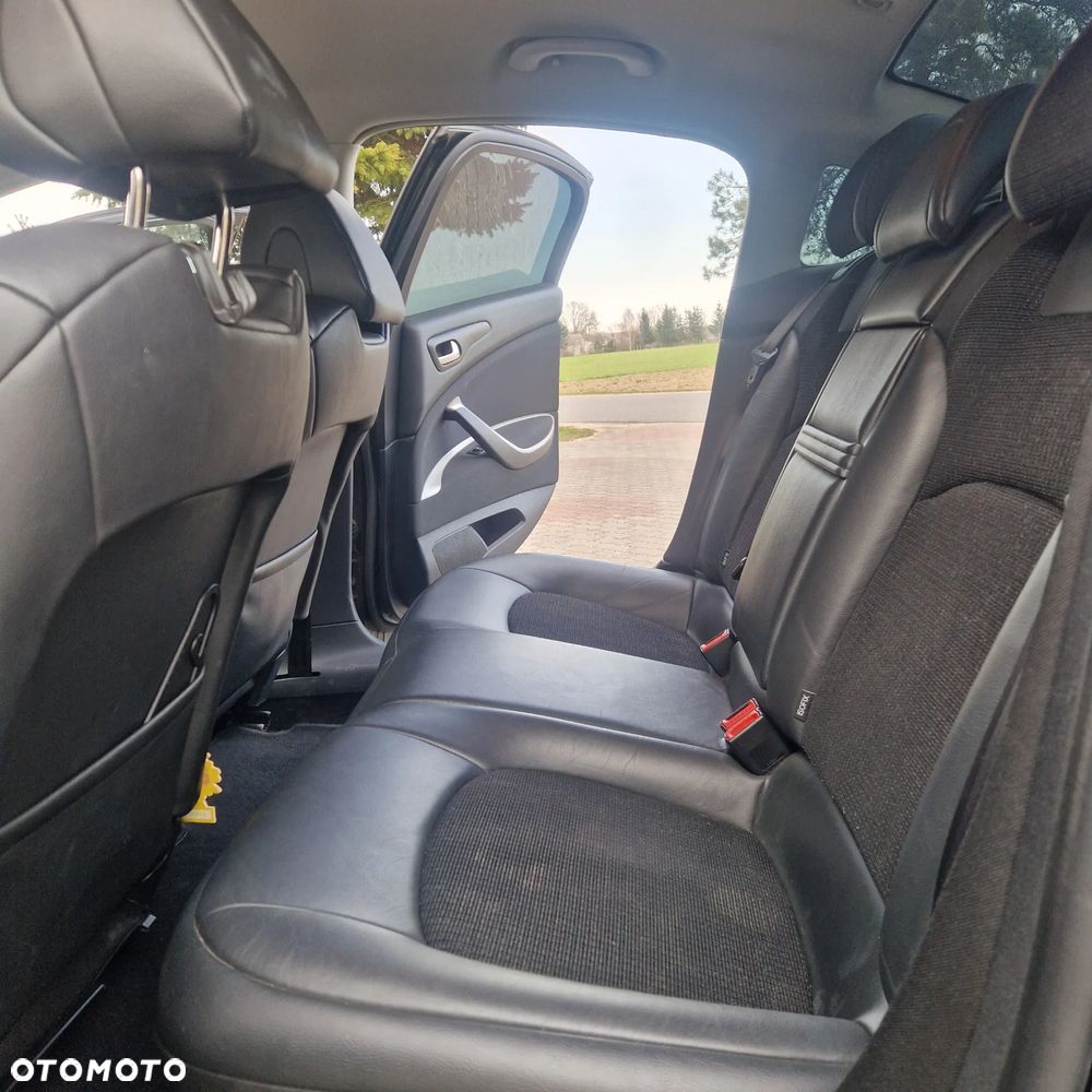 Citroën C5 2.0 HDi Attraction - 8