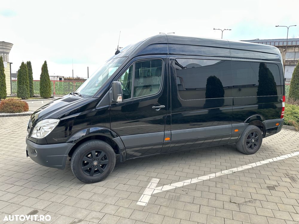 Mercedes-Benz Sprinter 906.211 7GTronic - 2