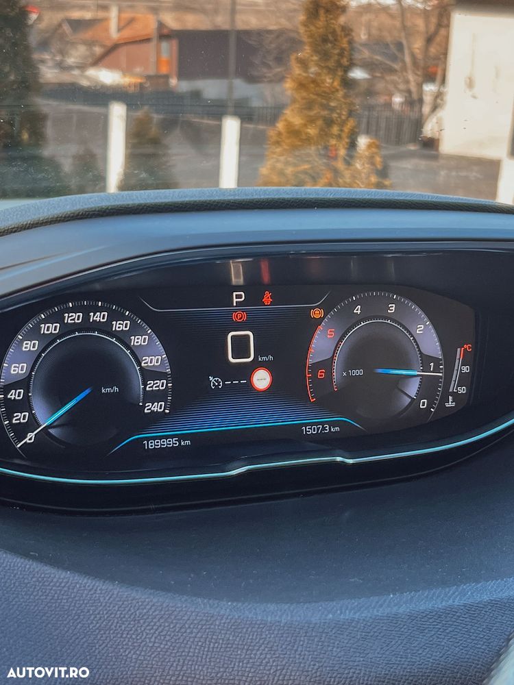 Peugeot 5008 2.0L BlueHDI EAT8 S&S GT Pack - 14