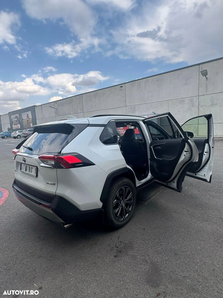 Toyota RAV4 2.5 VVT-iE 4x4 Luxury - 4