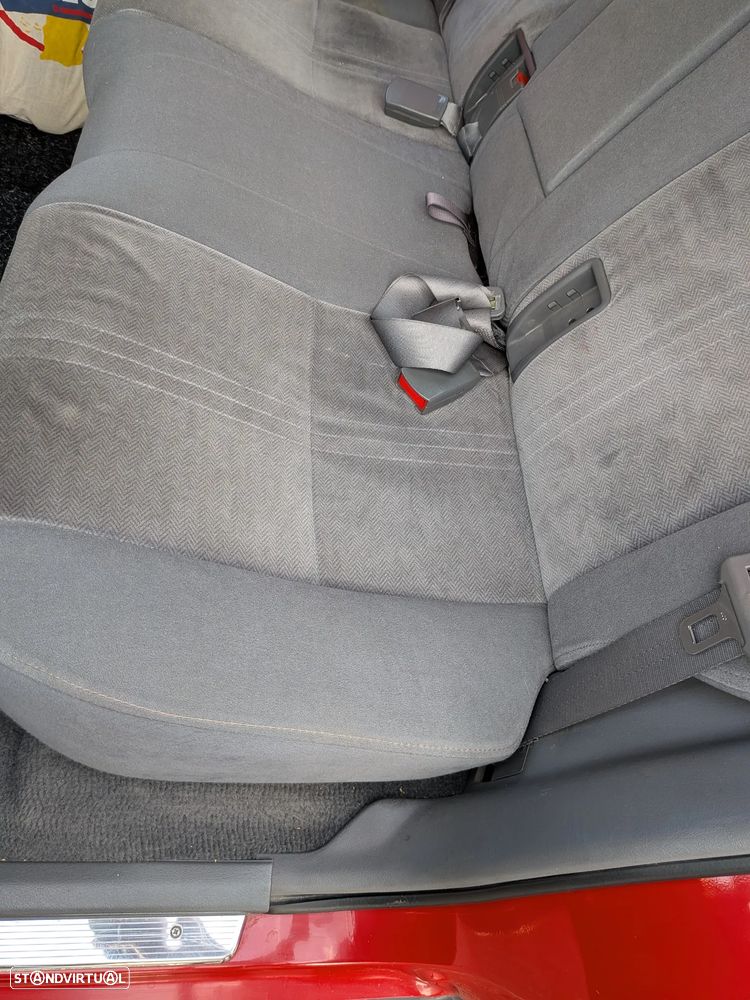 Rover 214 - 11