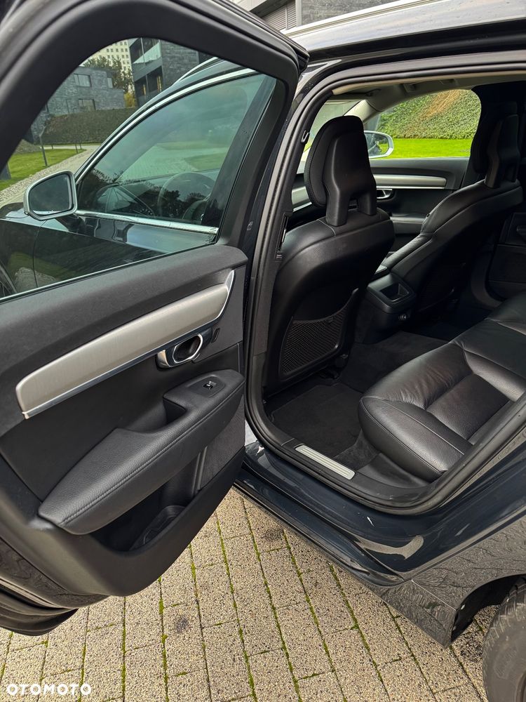 Volvo V90 D4 Momentum - 12