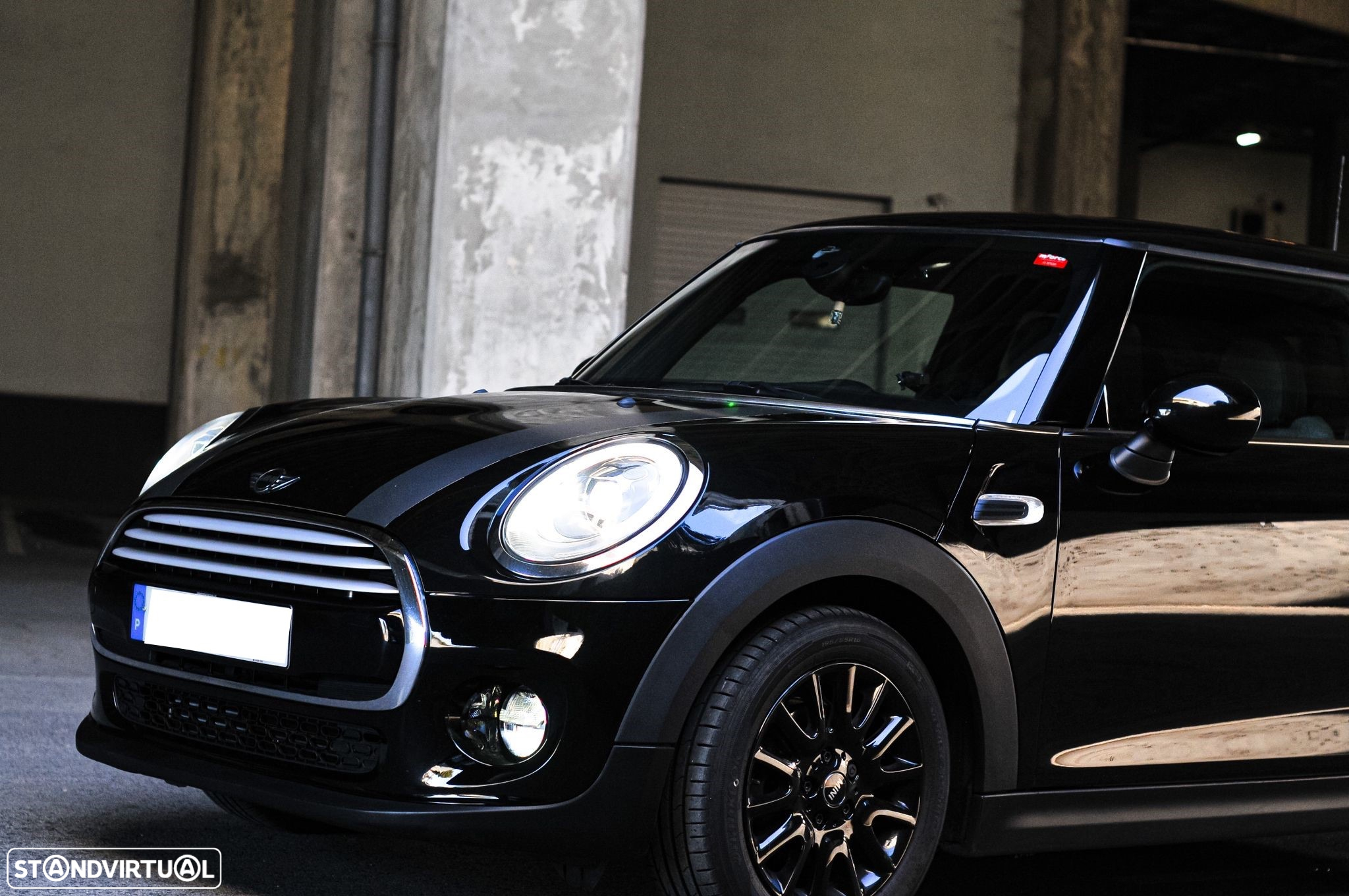 MINI 3 Portas Cooper D - 2