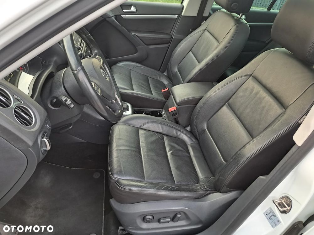 Volkswagen Tiguan 2.0 TDI SCR 4MOTION BlueMotion Technology DSG Sport & Style - 16