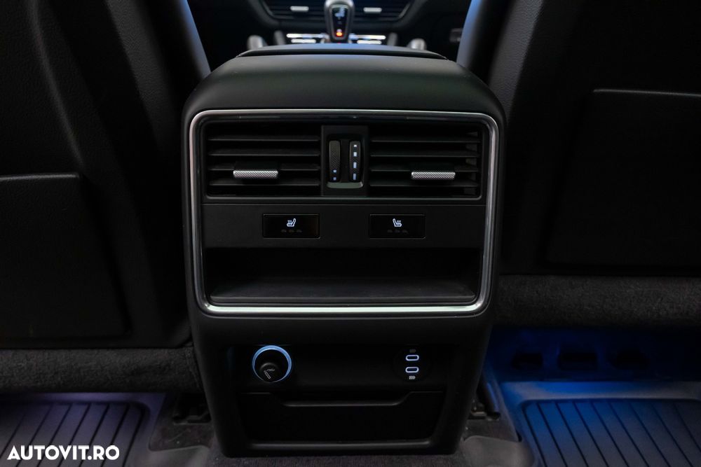 Porsche Cayenne E-Hybrid Tiptronic S Platinum Edition - 30