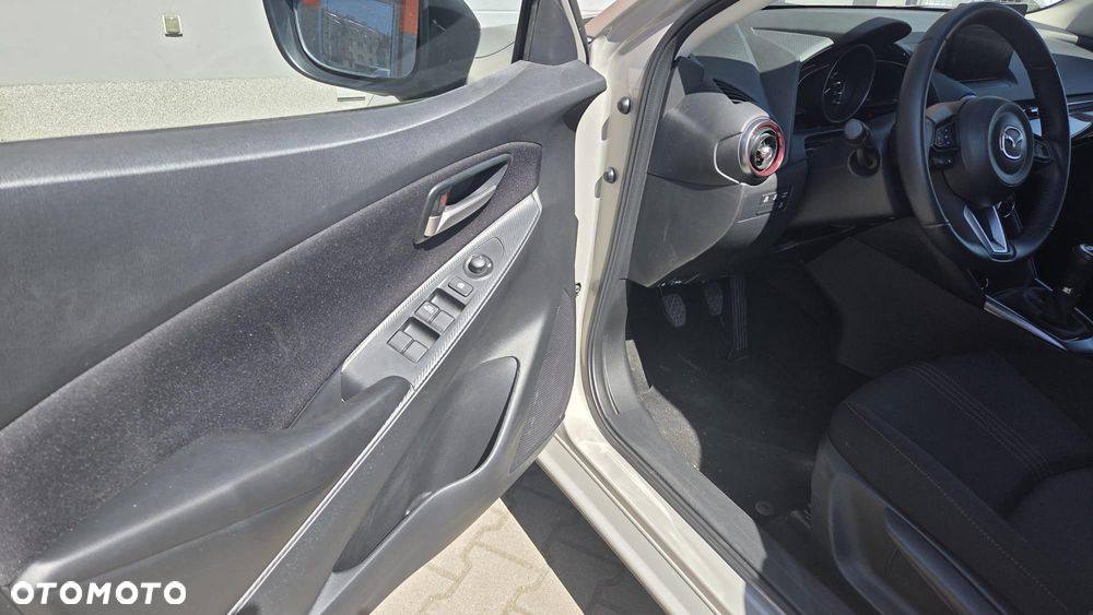 Mazda 2 1.5 Skyenergy - 16