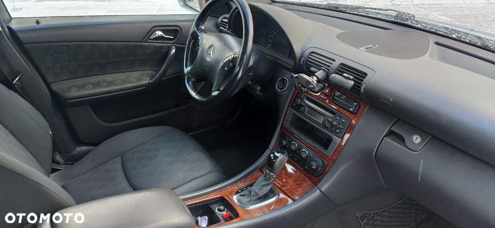 Mercedes-Benz Klasa C - 16