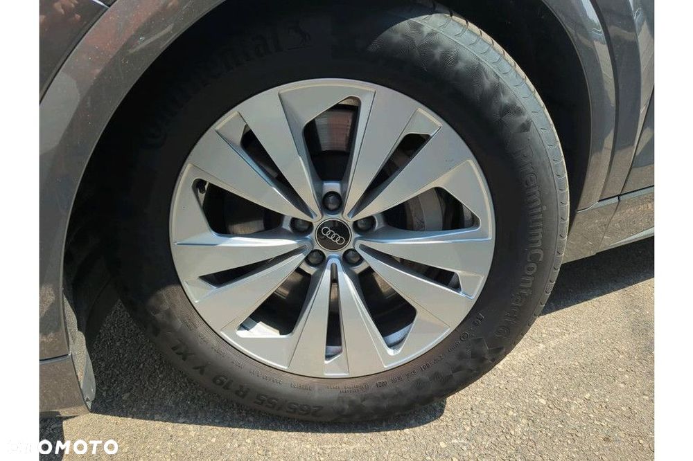 Audi Q8 - 12
