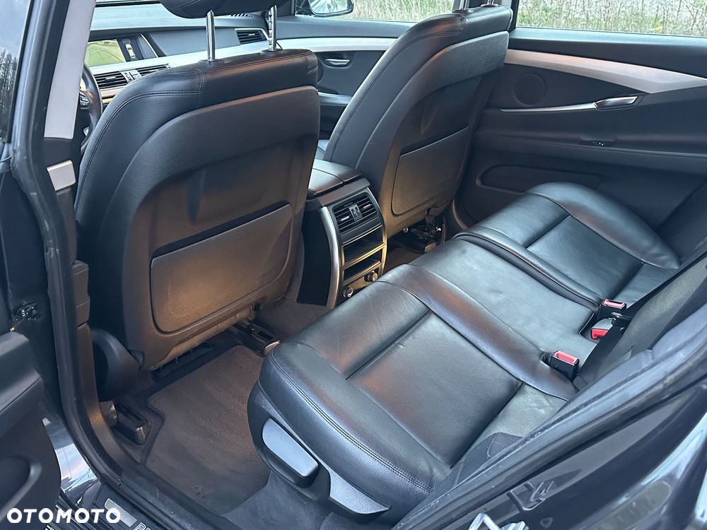 BMW 5GT 520d - 13