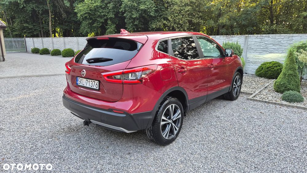 Nissan Qashqai 1.3 DIG-T N-Connecta DCT - 4
