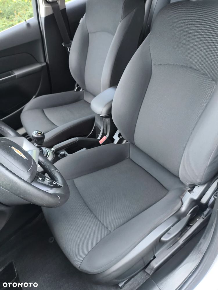 Chevrolet Cruze 1.8 LTZ - 22