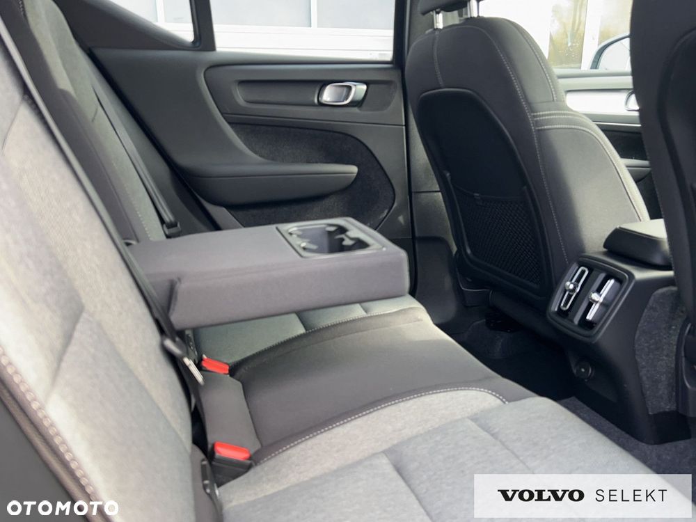 Volvo XC 40 - 19