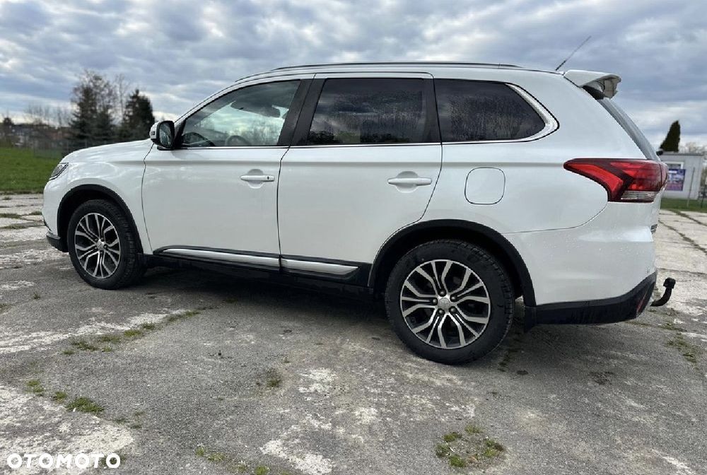 Mitsubishi Outlander 2.0 4WD CVT Active+ - 4