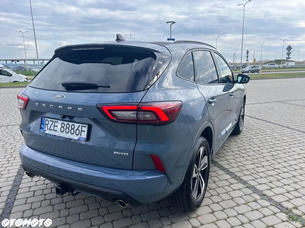 Ford Escape 2.0 EcoBoost AWD Titanium - 6