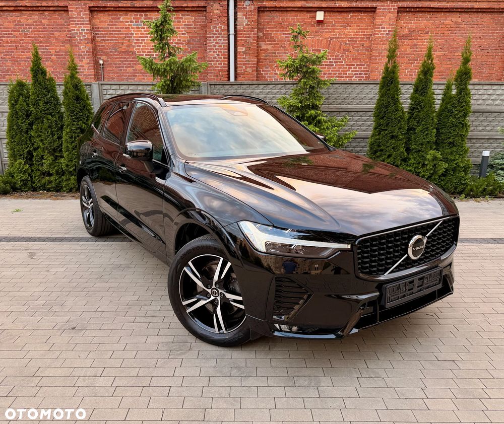 Volvo XC 60 B4 D AWD Plus Dark - 2
