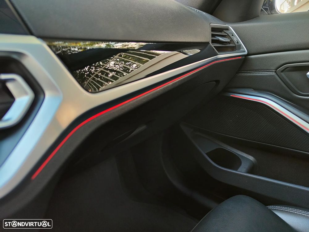 BMW 320 d Aut. M Sport - 26