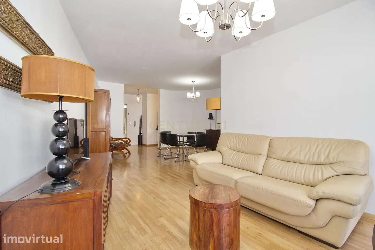 Apartamento T2 com Jardim e Piscina - Grande imagem: 5/20