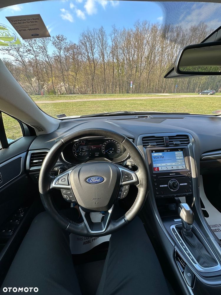 Ford Mondeo 2.0 TDCi Titanium PowerShift - 25