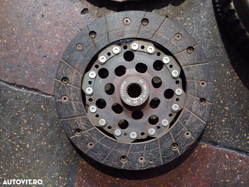 Kit ambreiaj volvo s40 v40 1.9d Mitsubishi space Star 1.9d 30611710 - 2