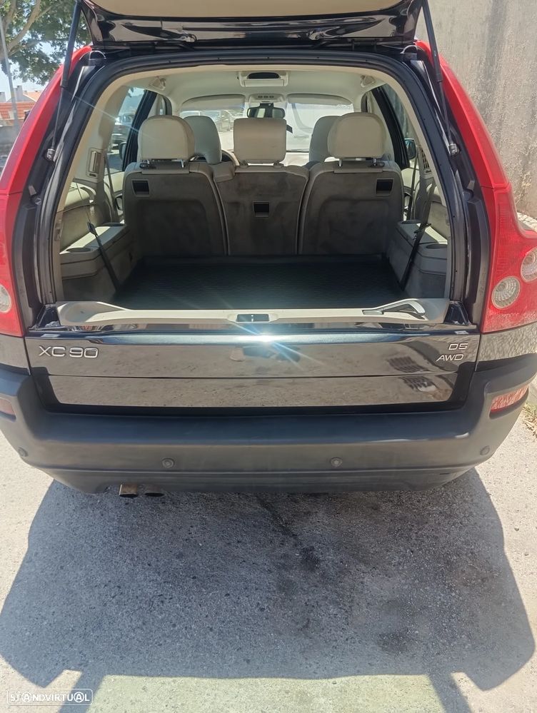 Volvo XC 90 2.4 D5 7L Nivel 2 Auto. - 4