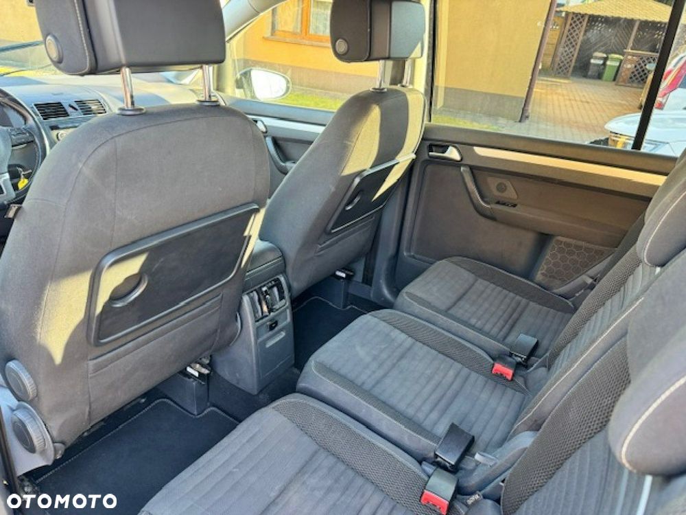 Volkswagen Touran 1.6 TDI DPF Comfortline - 9