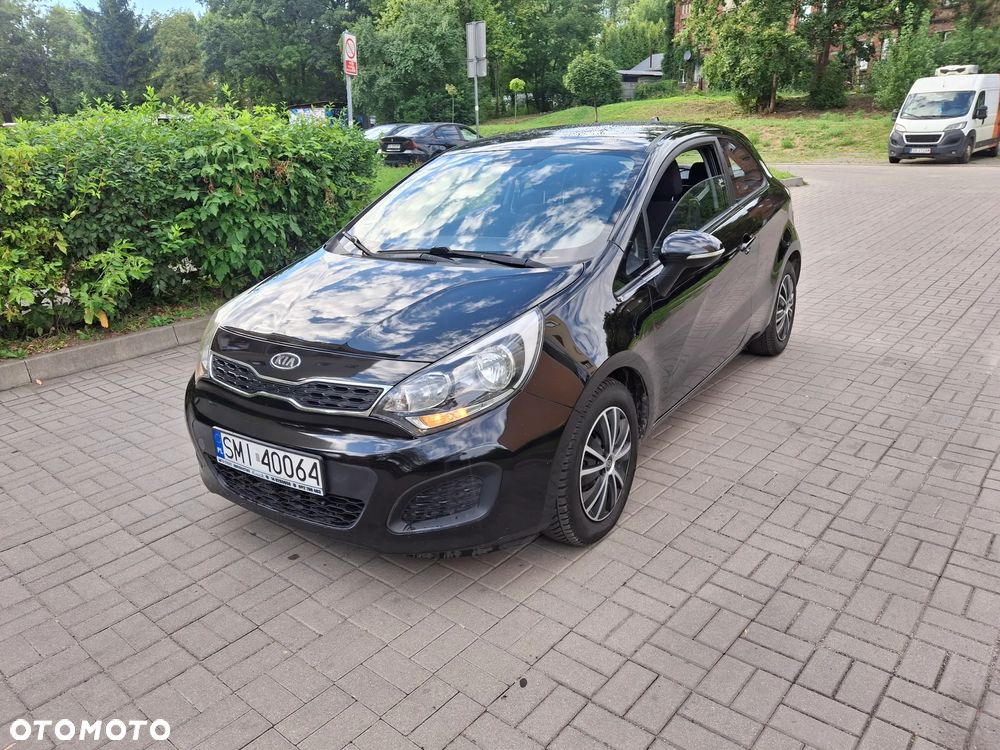 Kia Rio - 1