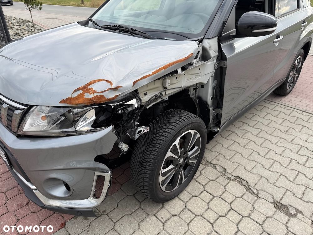 Suzuki Vitara 1.4 Boosterjet Premium 2WD - 16