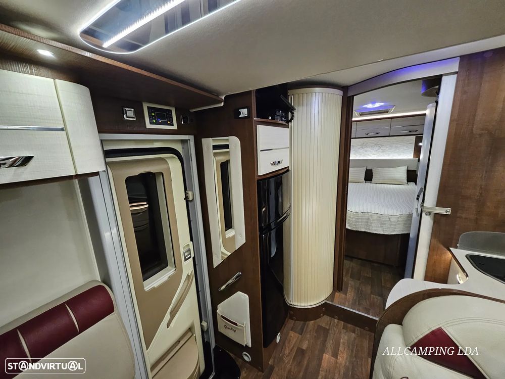 McLouis Yearling 74G SERIE LIMITÉE 5 LUGARES CAMA CENTRAL/BASCULANTE - 21