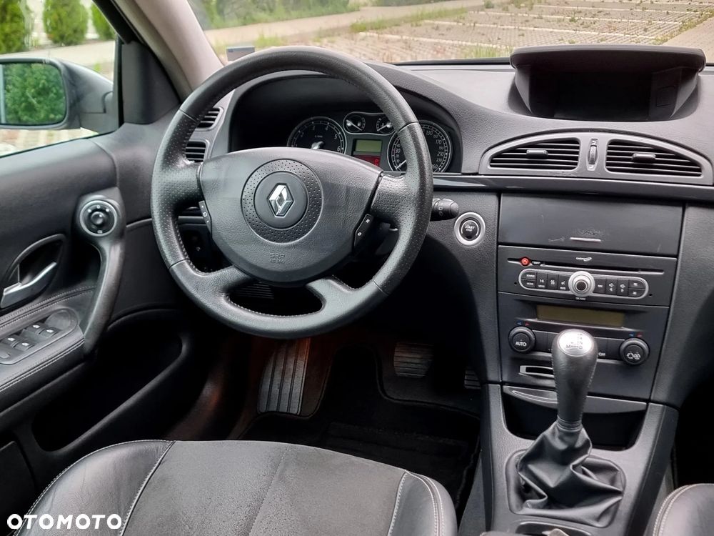 Renault Laguna - 10