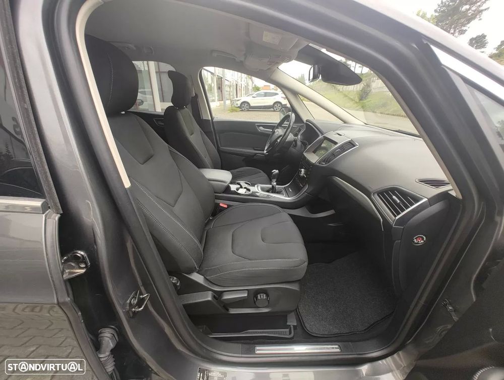 Ford S-Max 2.0 TDCi Titanium - 11