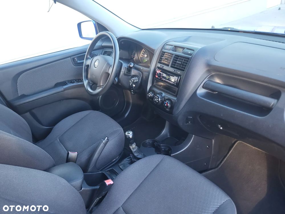 Kia Sportage 2.0 2WD Attract - 2