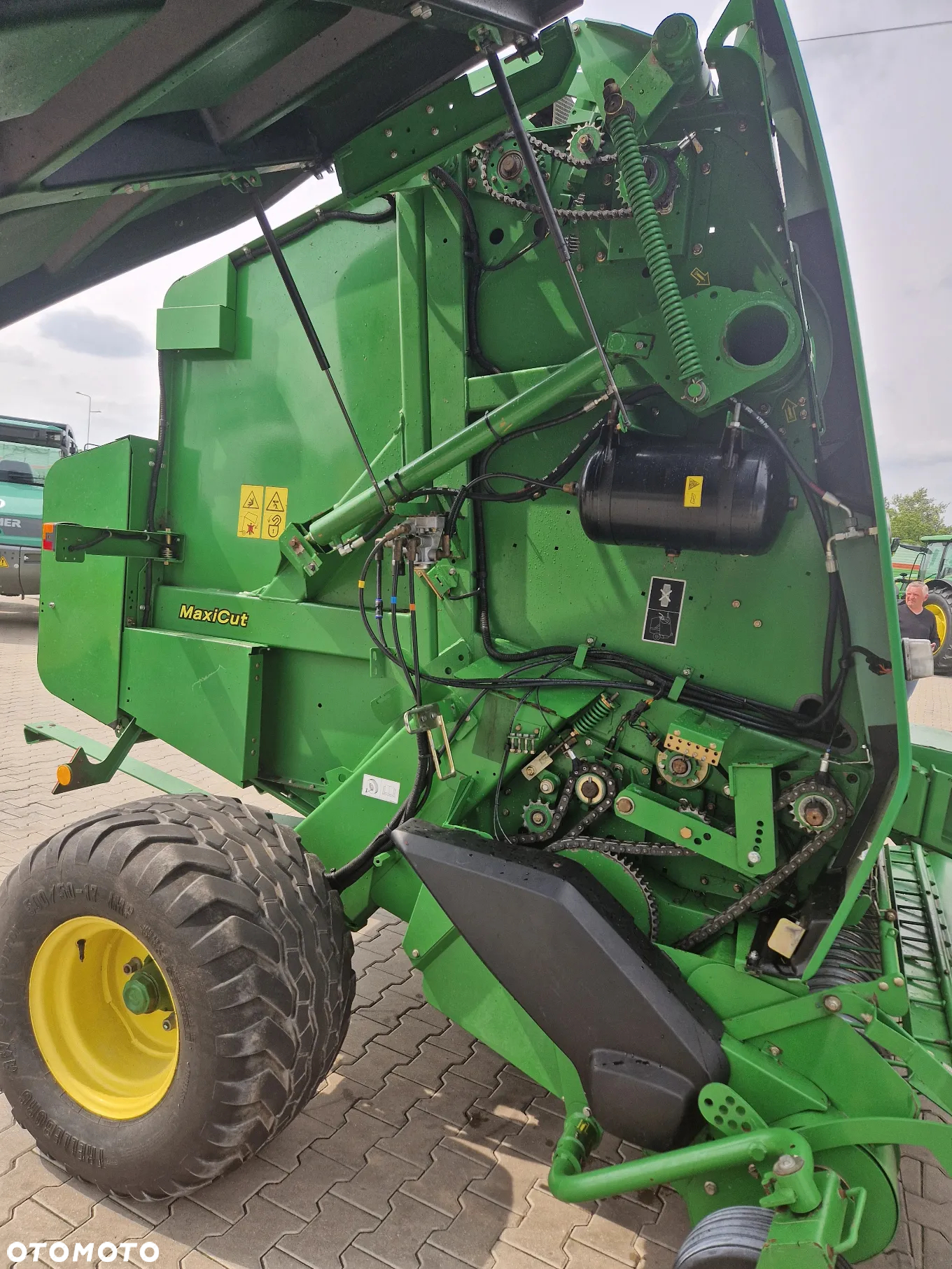 John Deere 854 - 5