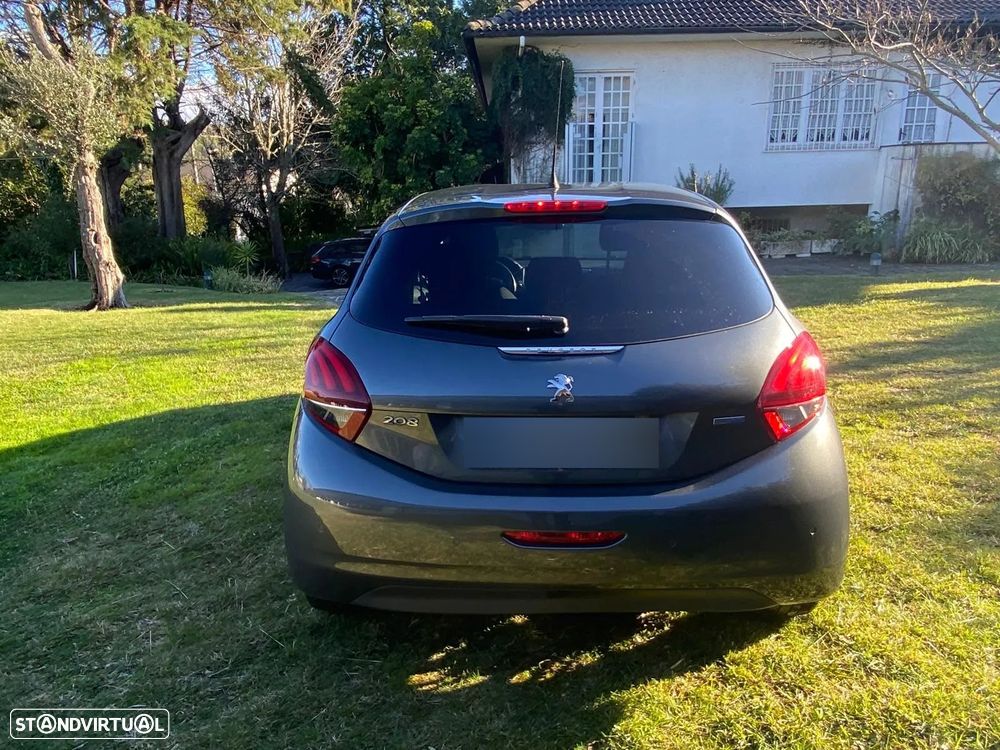 Peugeot 208 1.6 BlueHDi Style - 6